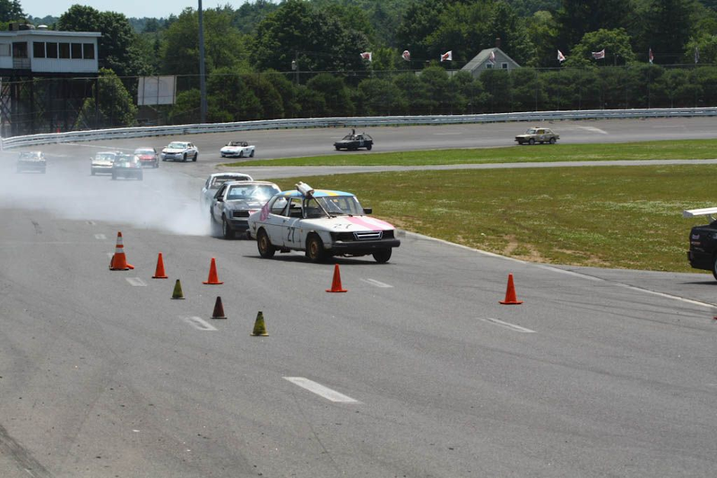 Illustration for article titled The 24 Hours Of LeMons New England 2009 Über Gallery, Part 2